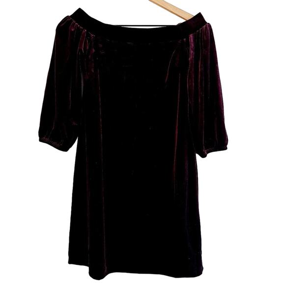 Vince Camuto Off the Shoulder Velour Dress - Picture 2 of 9